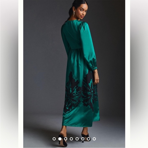 Anthropologie NWT Nikasha
(NWT
Embroidered Satin Dress Size M. - Picture 4 of 10